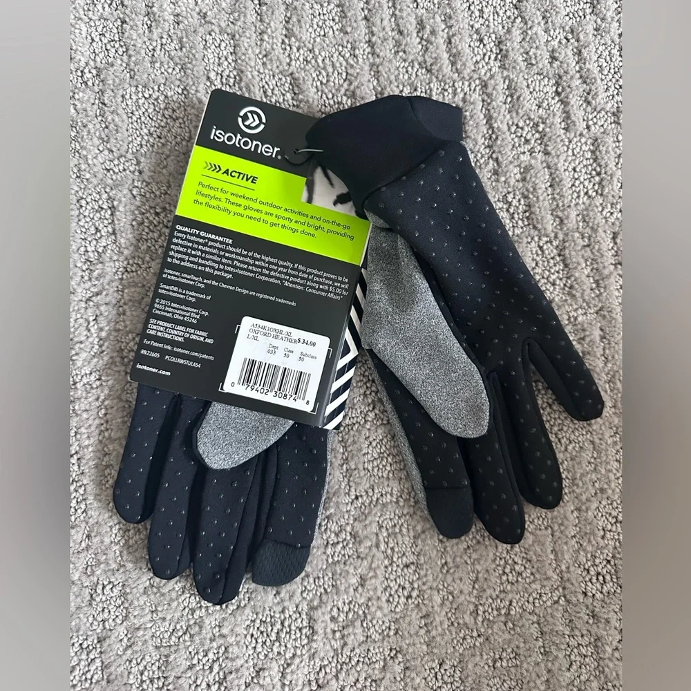 Isotoner Active Gloves with touchscreen technology- New With Tags